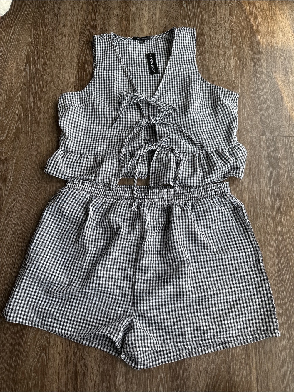 New Look Gingham Two Piece Shorts & Tank Set